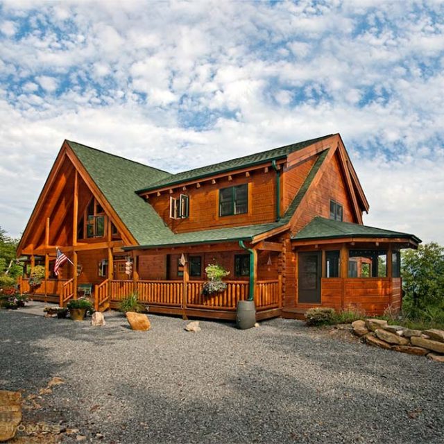 Classic Timber Frame Home w/ Beautiful Decoration