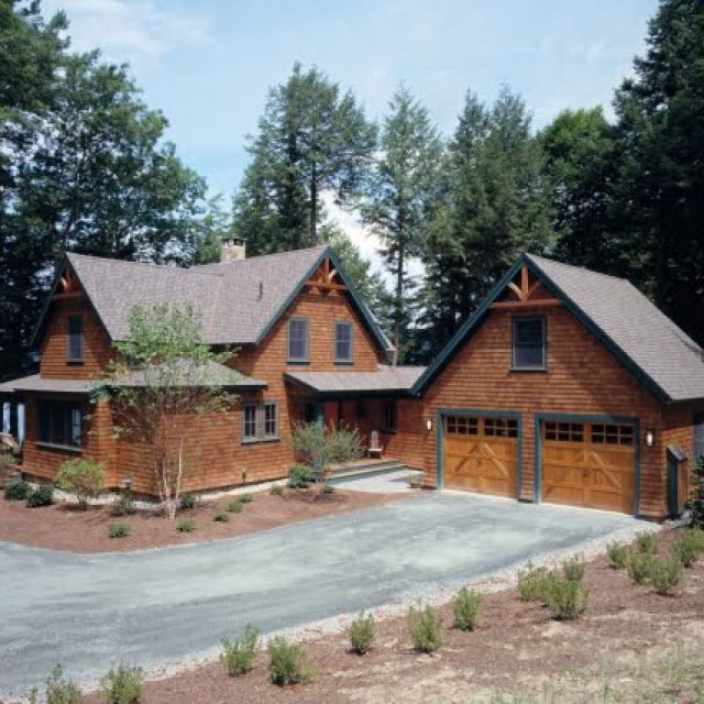 Beautiful Timber Home w/ Lovely Interiors.