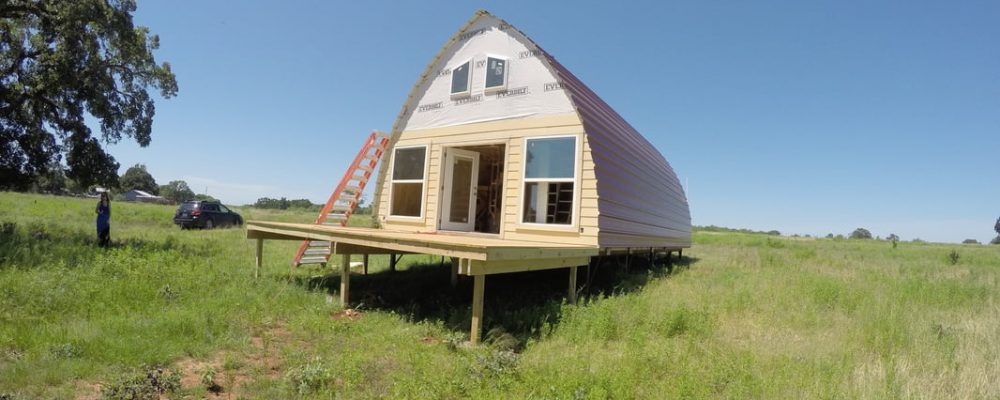Get this unique designed cabin for only 5K (19HQ pictures)