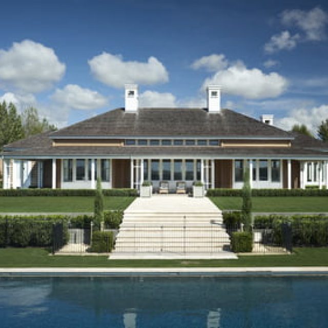 Extraordinary rural farm house simply spectacular (12 HQ pictures)