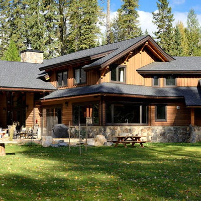 Luxurious timber frame house – a sight for sore eyes (20 HQ pictures)